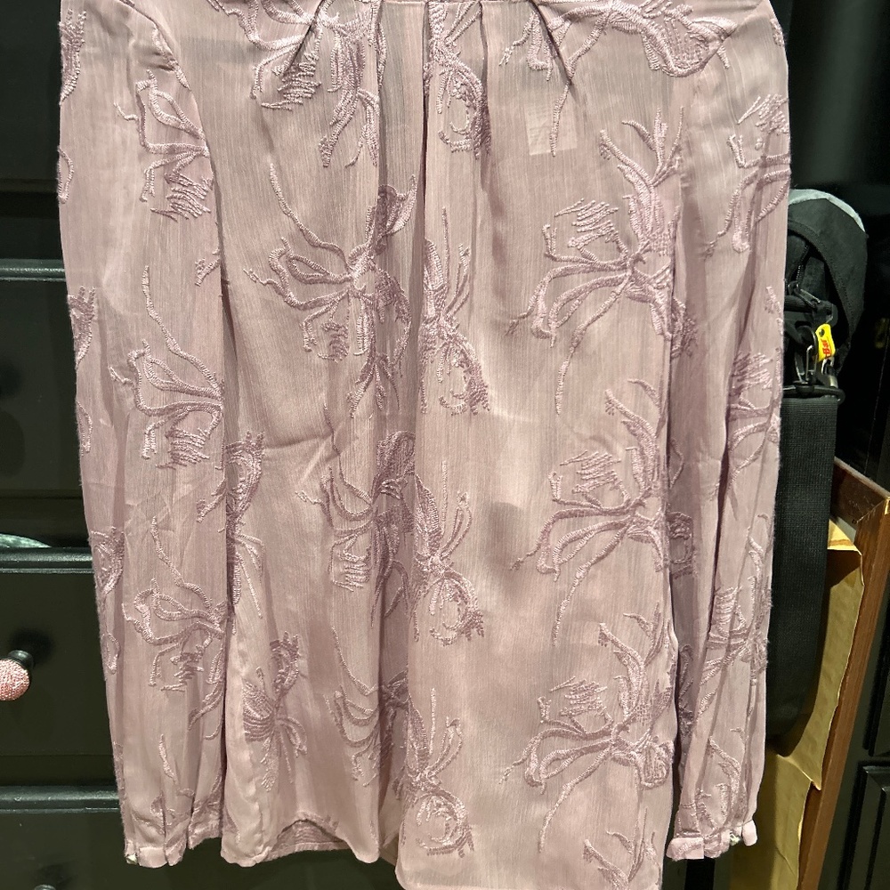 Woman’s blouse